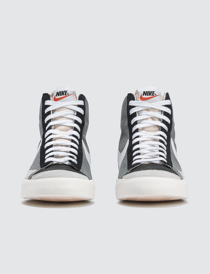 Nike Blazer Mid '77 Vntg We Suede Placeholder Image