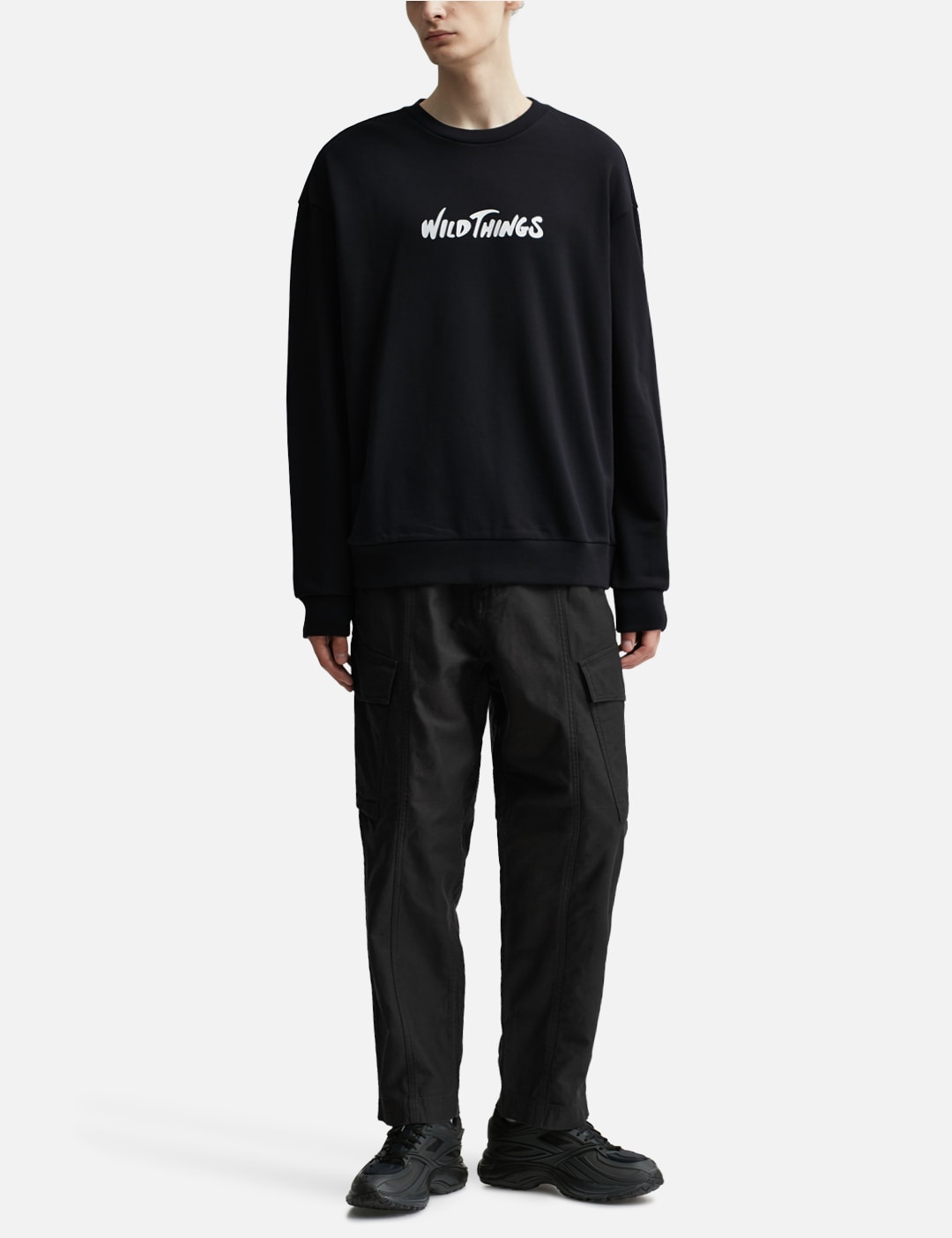 LOGO CREWNECK view 20