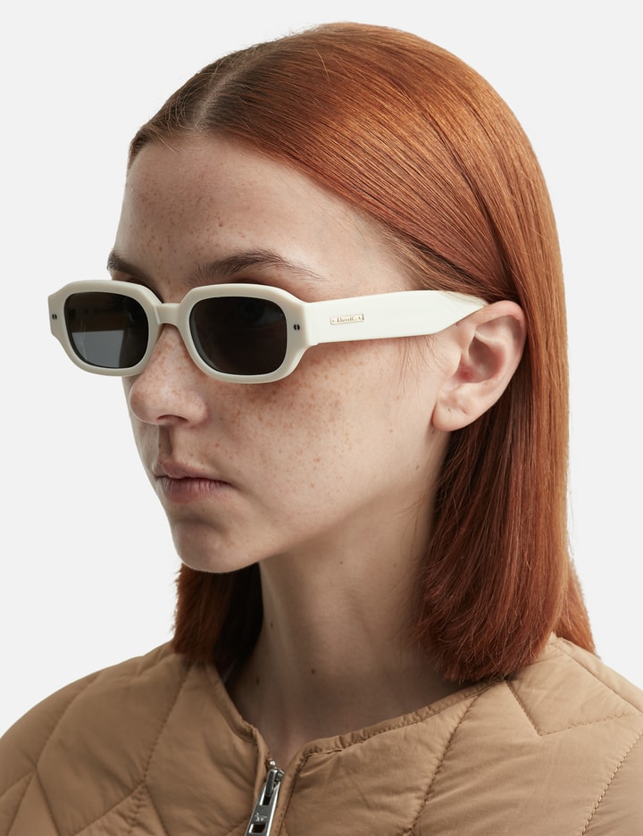 M140 Sunglasses Placeholder Image