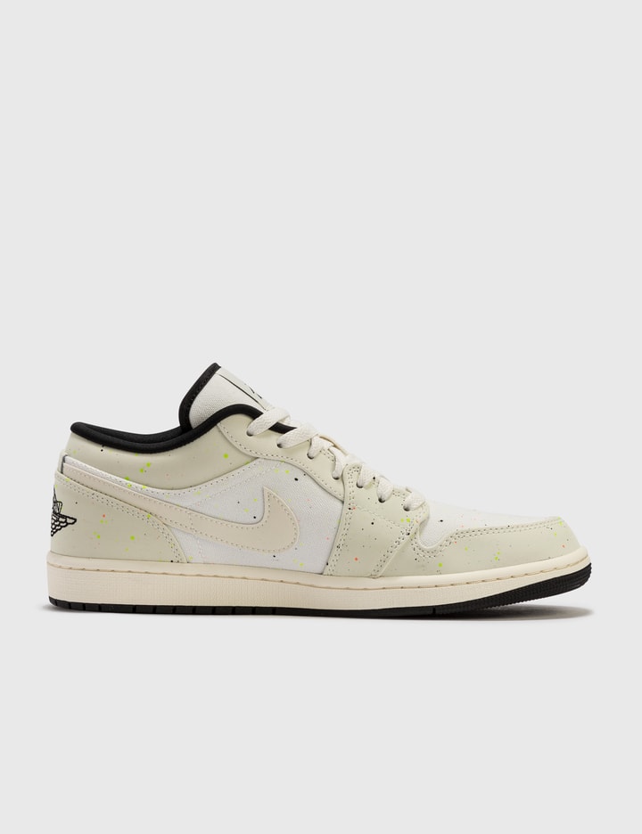 Air Jordan 1 Low SE Placeholder Image