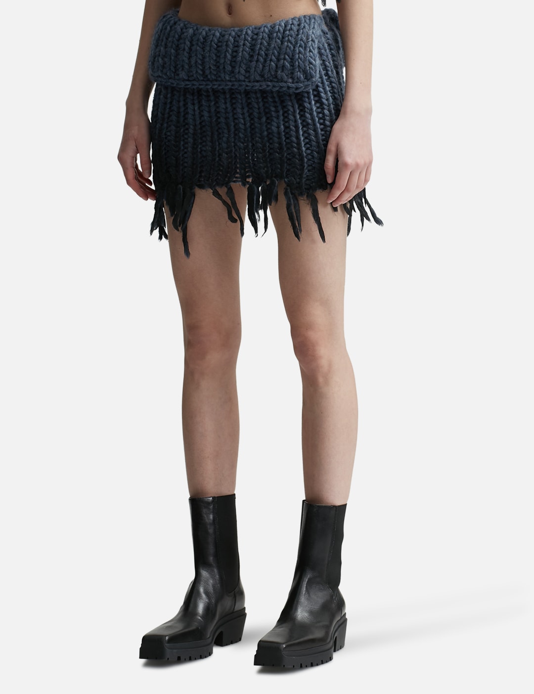 Coated Bulky Knitted Mini Skirt view 8