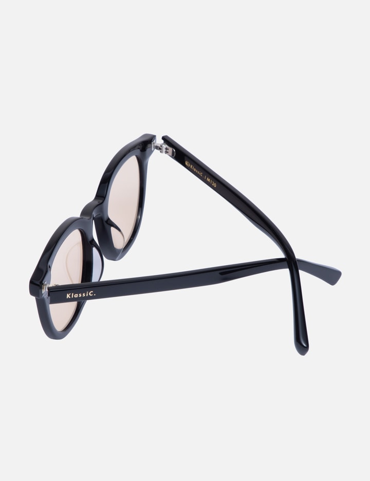Klassic M130 Sunglasses In Black