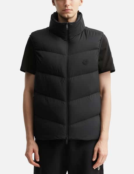 Guersac Diagonal-Quilted Hooded Down Gilet view 19