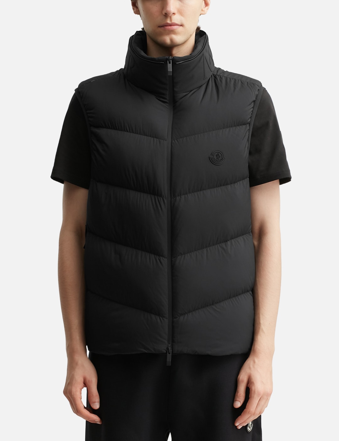 Guersac Diagonal-Quilted Hooded Down Gilet view 20