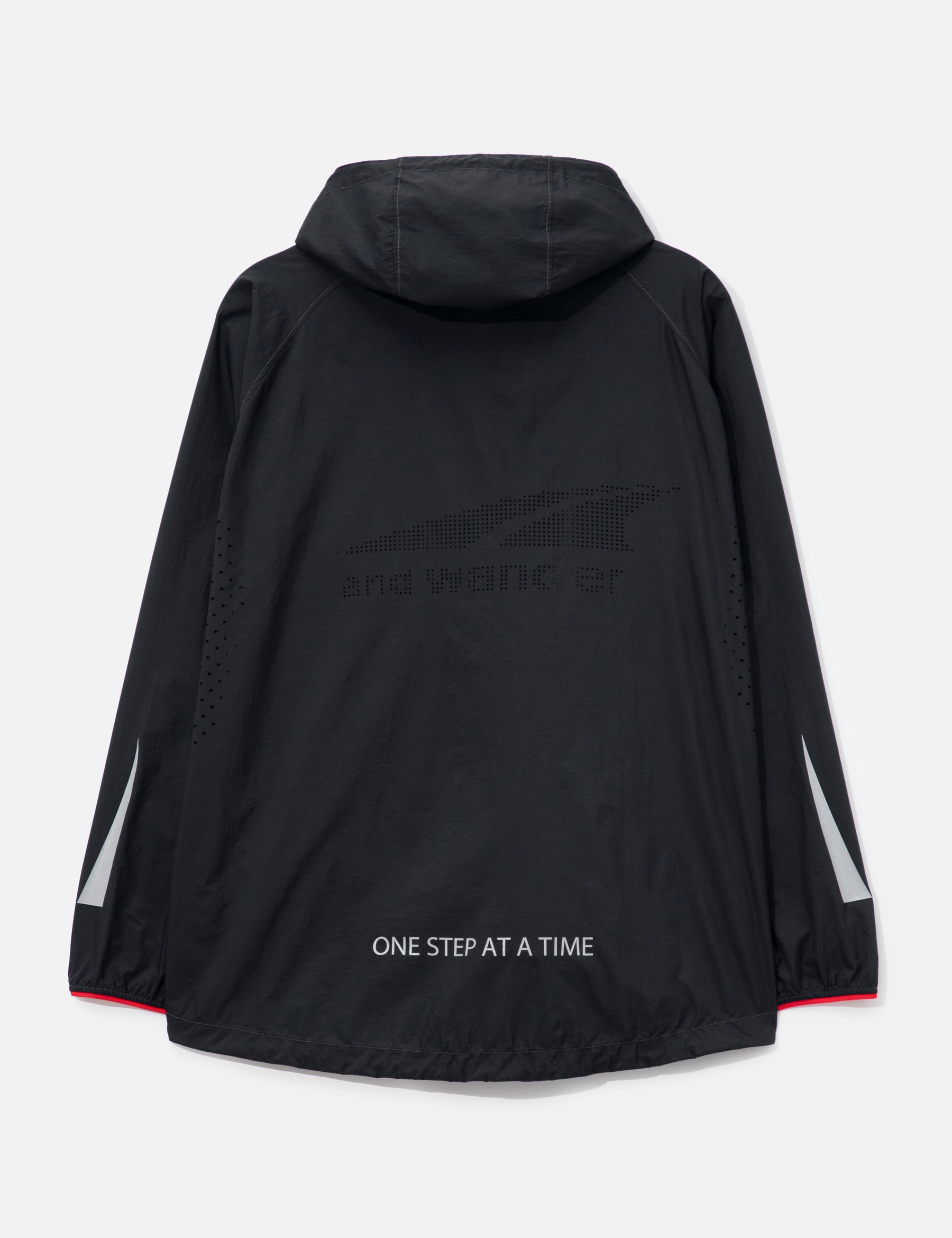 Altra X And Wander Ventilation Wind Jacket view 17
