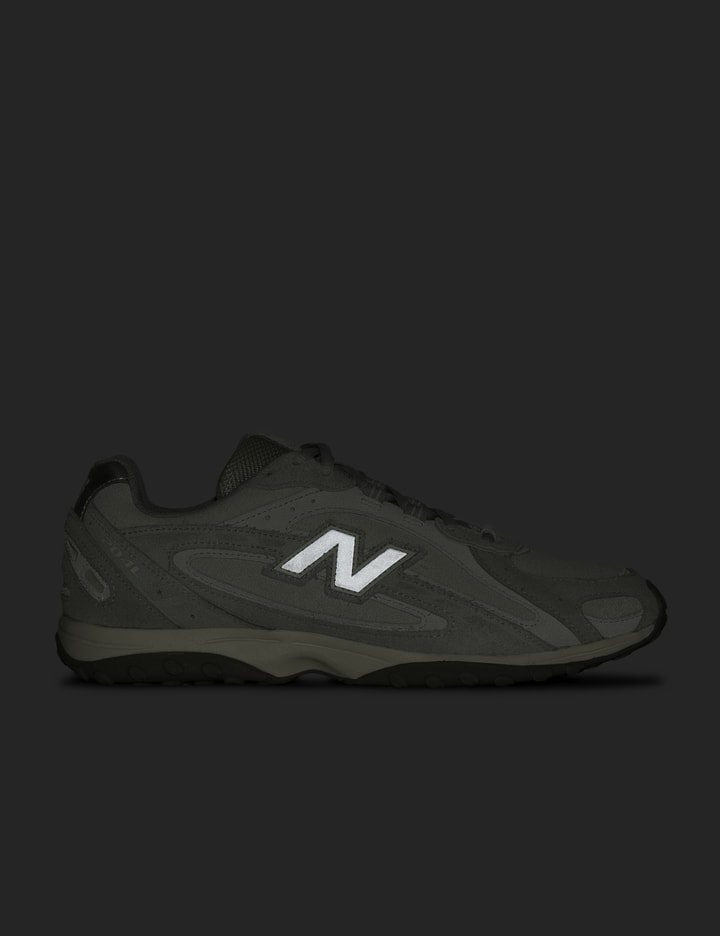 New Balance 204L