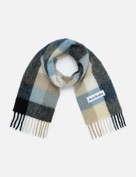 Burberry Heritage Check Cashmere Scarf • Luxury Lifestyle Channel 