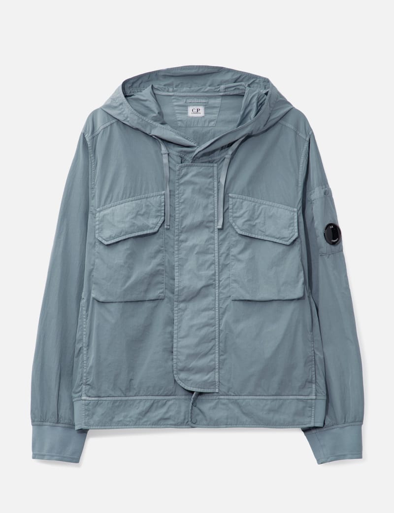 C.P. Company - Chrome-R Hooded Lens Jacket | HBX -  ハイプビースト(Hypebeast)が厳選したグローバルファッション\u0026ライフスタイル