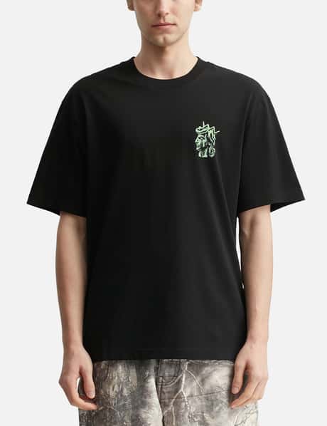 Queenhead Statue Short Sleeves T-Shirt view 10