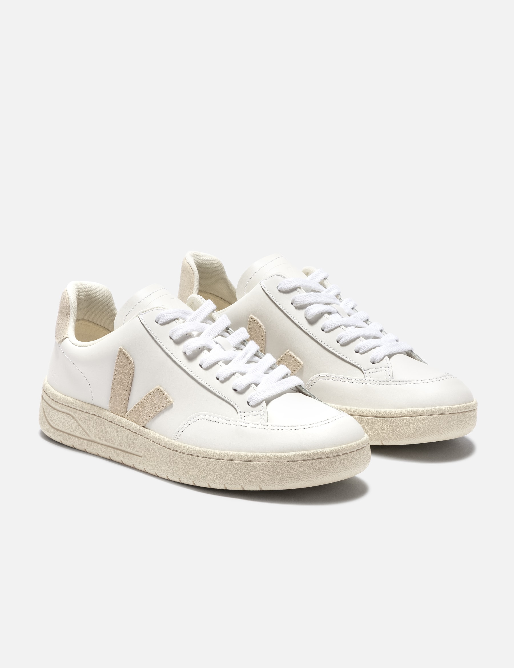 V-12 Leather view 16