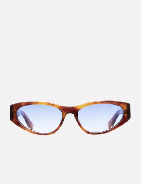 Blade view 4