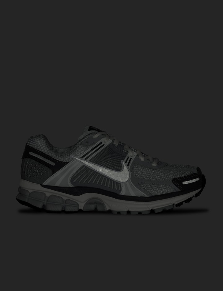 Nike Zoom Vomero 5 Placeholder Image