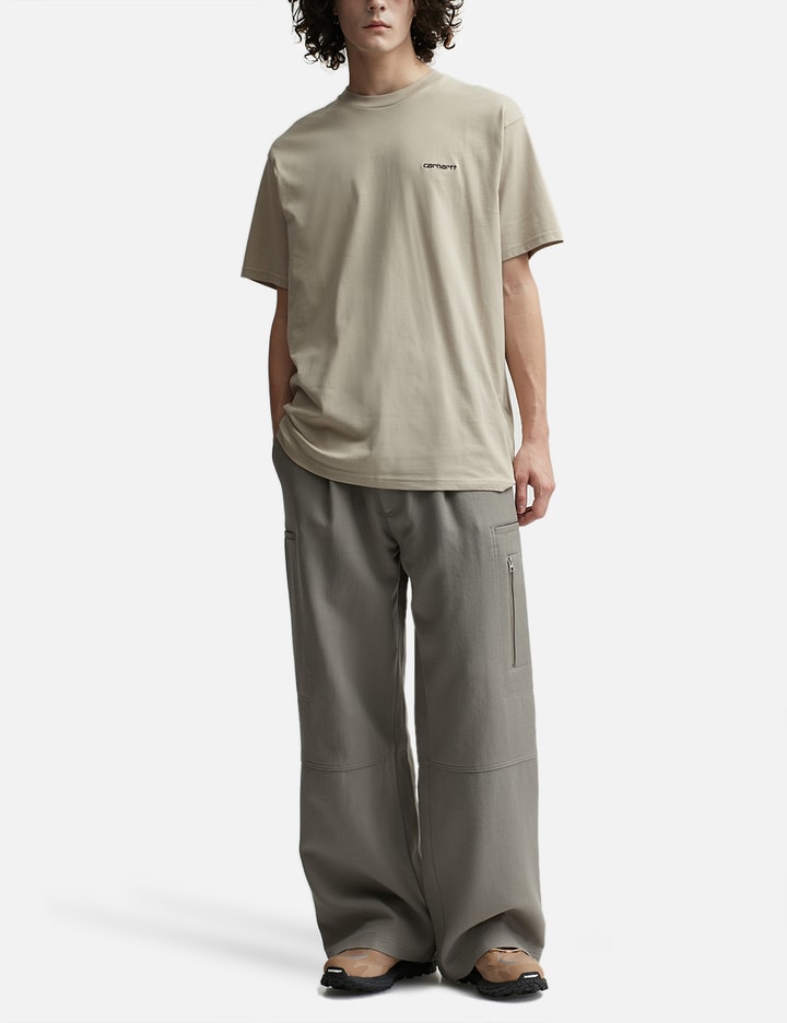 ショートスリーブ スクリプト エンブロイダリー Tシャツ Placeholder Image