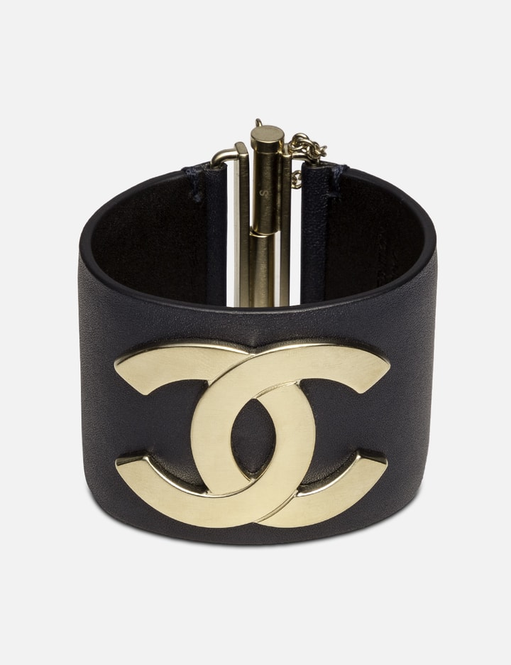 Pre-owned Chanel Big Logo Leather Bracelet In Black