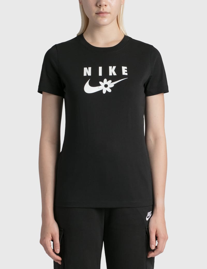 nike daisy t shirt