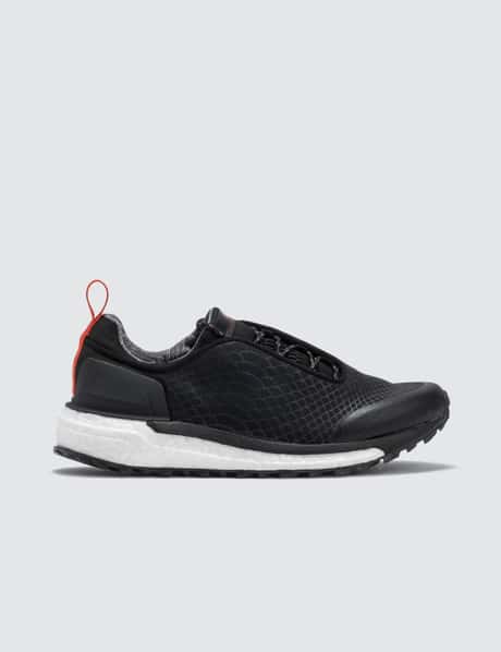 Adidas by Stella McCartney Supernova Trail - Lightweight trail running shoes with Boost cushioning | HBX Adidas by Stella McCartney Supernova Trail - Lightweight trail running shoes with Boost cushioning | HBX