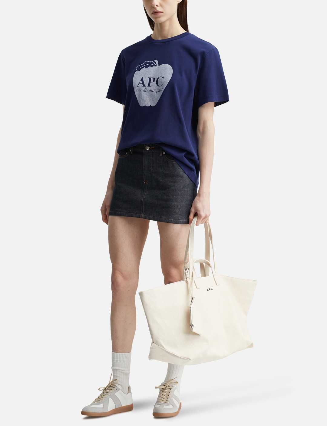 Pomme T-Shirt view 15