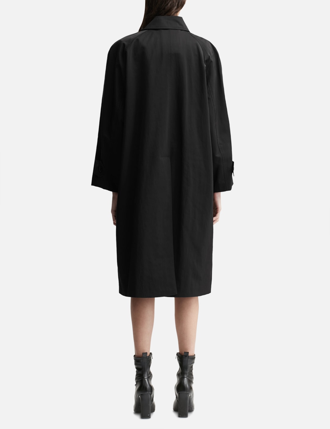 Nylon Volume Balmacaan Trench view 15