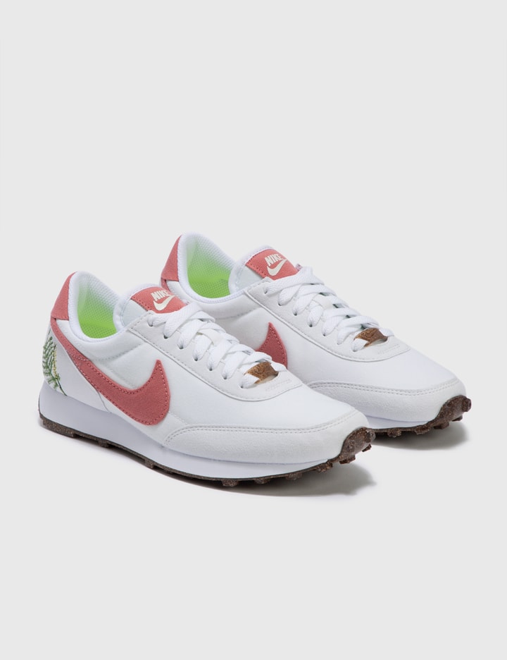 Nike Dbreak SE Placeholder Image