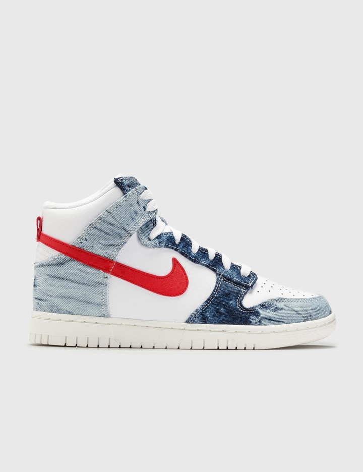 Nike Dunk High Placeholder Image