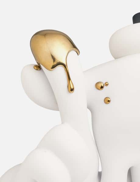 LA Hands OG Edition Vinyl Figure view 14