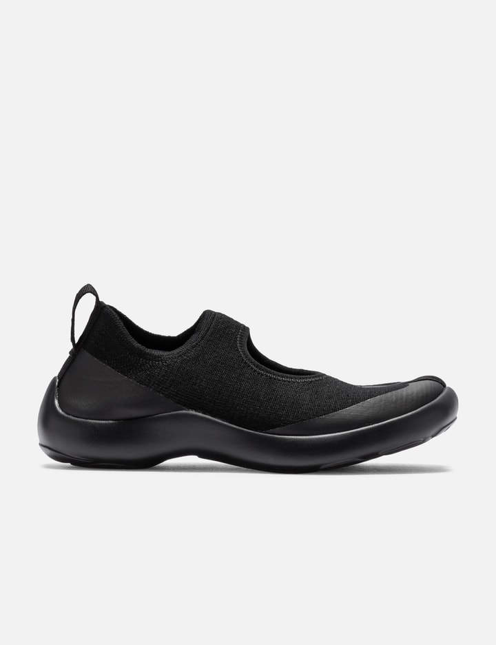 Tabi Footwear Split-toe Mules In Black