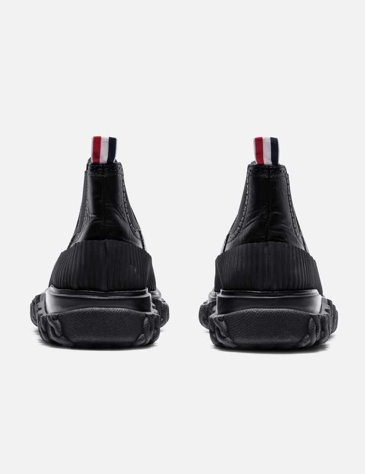 Thom Browne Chelsea Duck Boot In Black