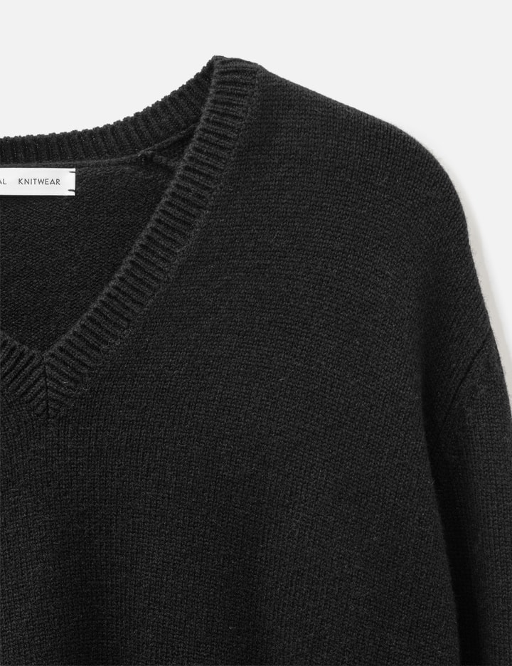 Moondal 24 Deep V-Neck Knit In Black