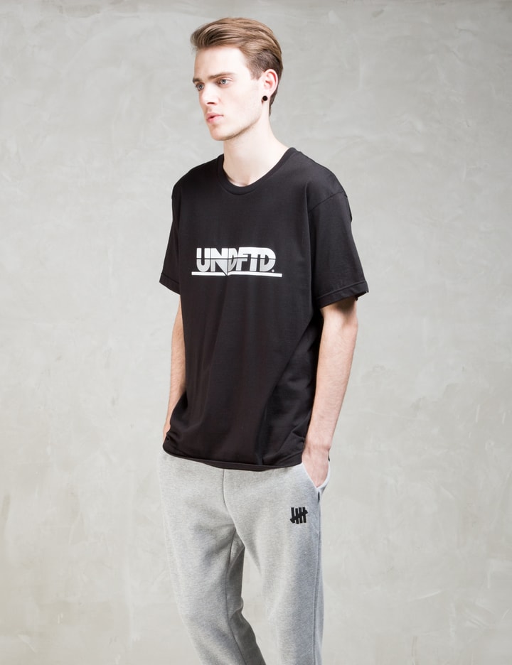 Undftd Line T-Shirt Placeholder Image