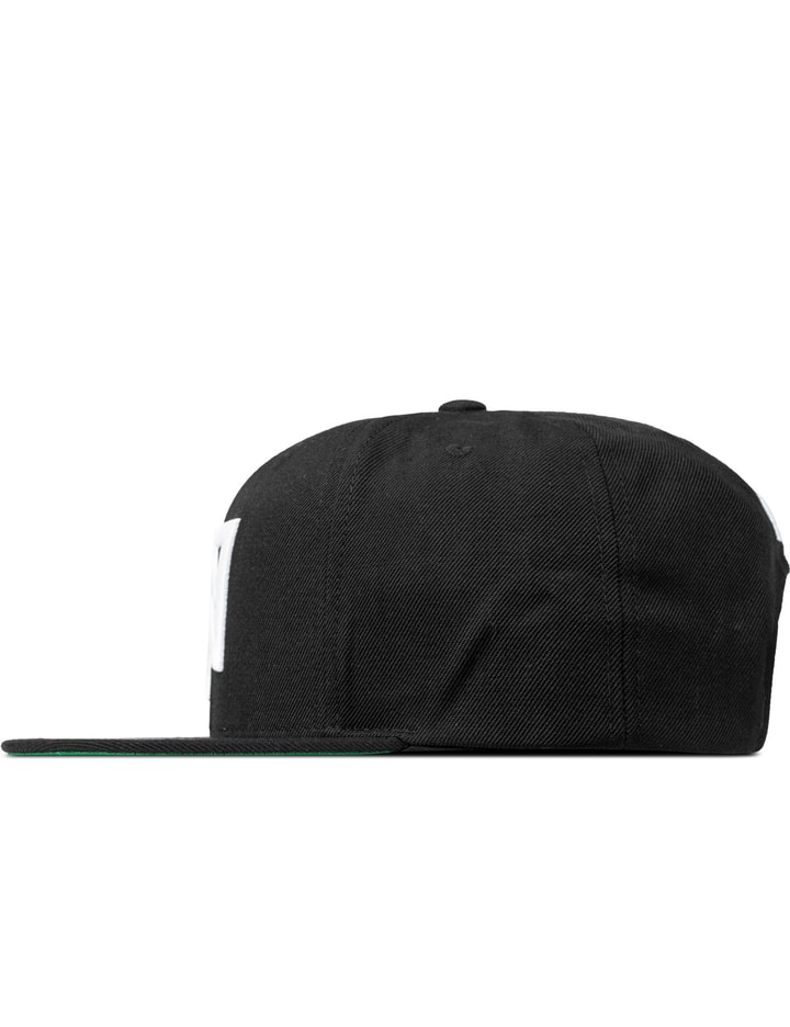 Basic Logo Snapback Placeholder Image