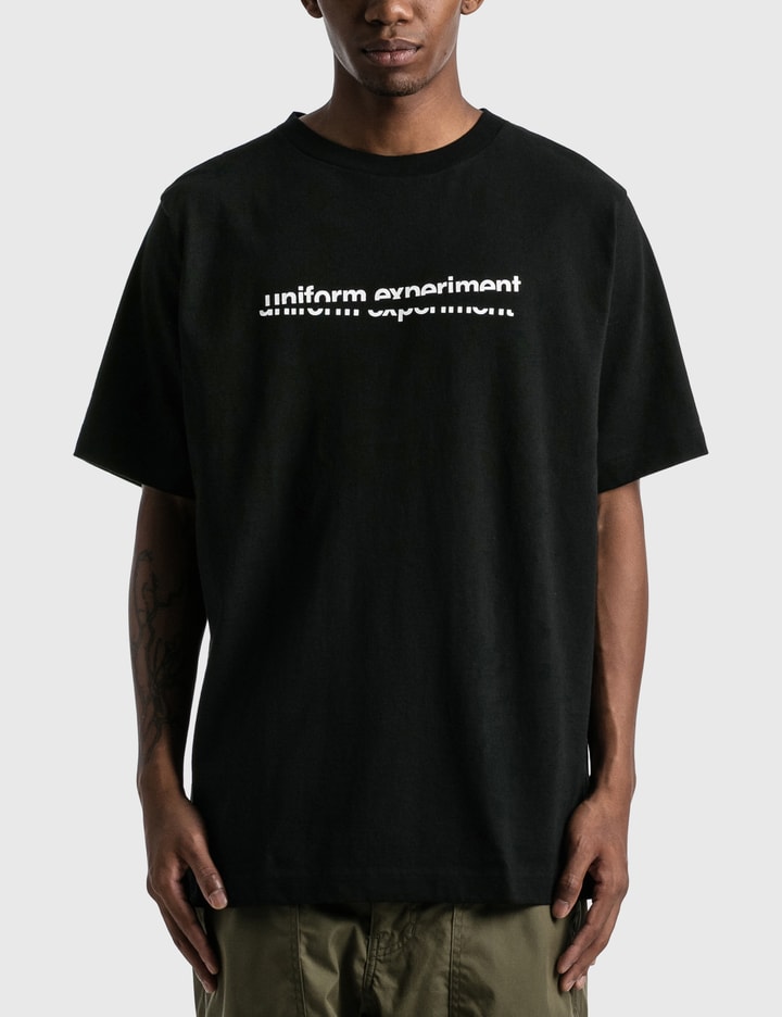スラッシュ グラフィック ワイド Tシャツ Placeholder Image