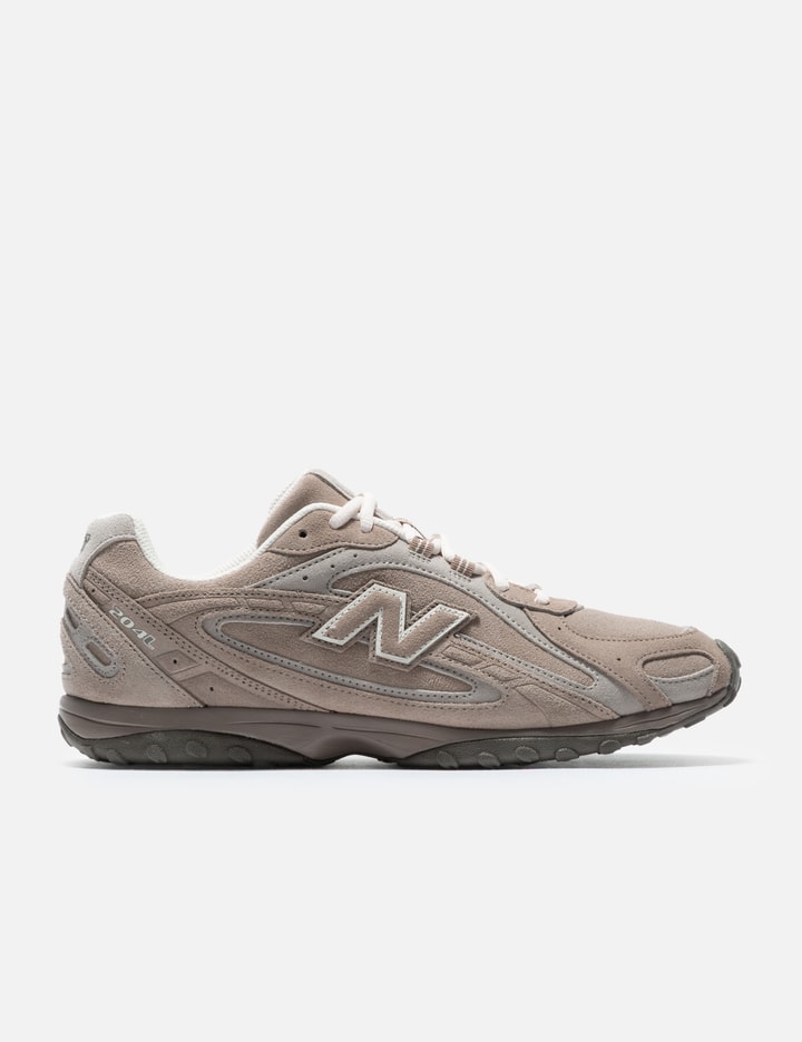 New Balance 204L