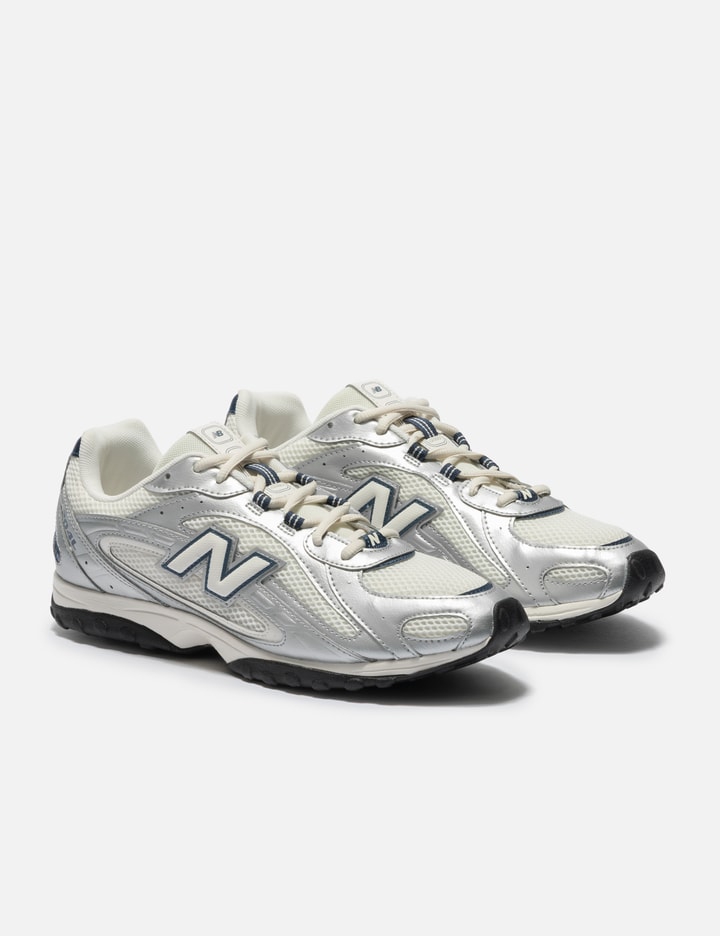 New Balance 204L