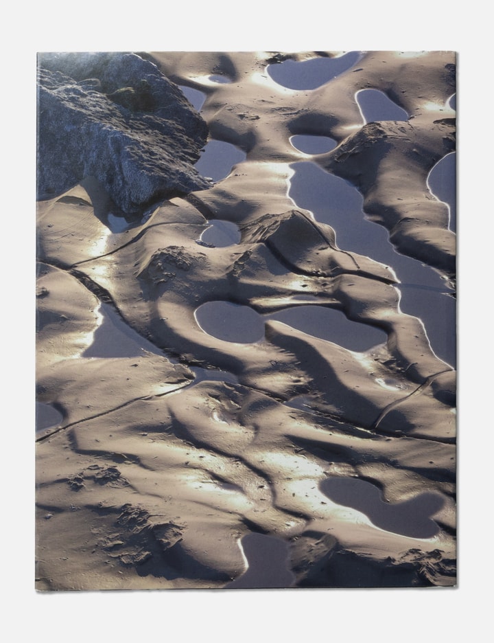 Timur Si-qin / A New Protocol Placeholder Image