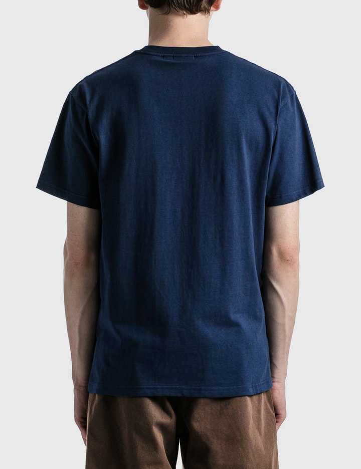 킵 온 하이킹 티셔츠 Placeholder Image