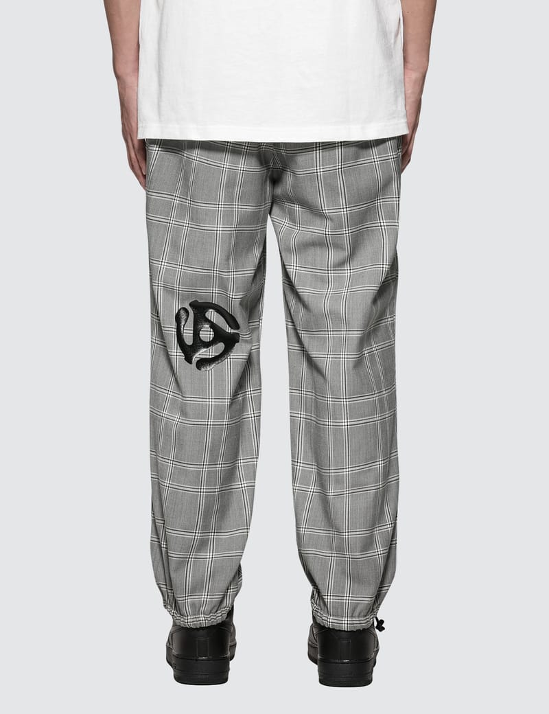 Pleasures(プレジャーズ) ＜PLEASURES × monkey time＞ TRACK PANTS 