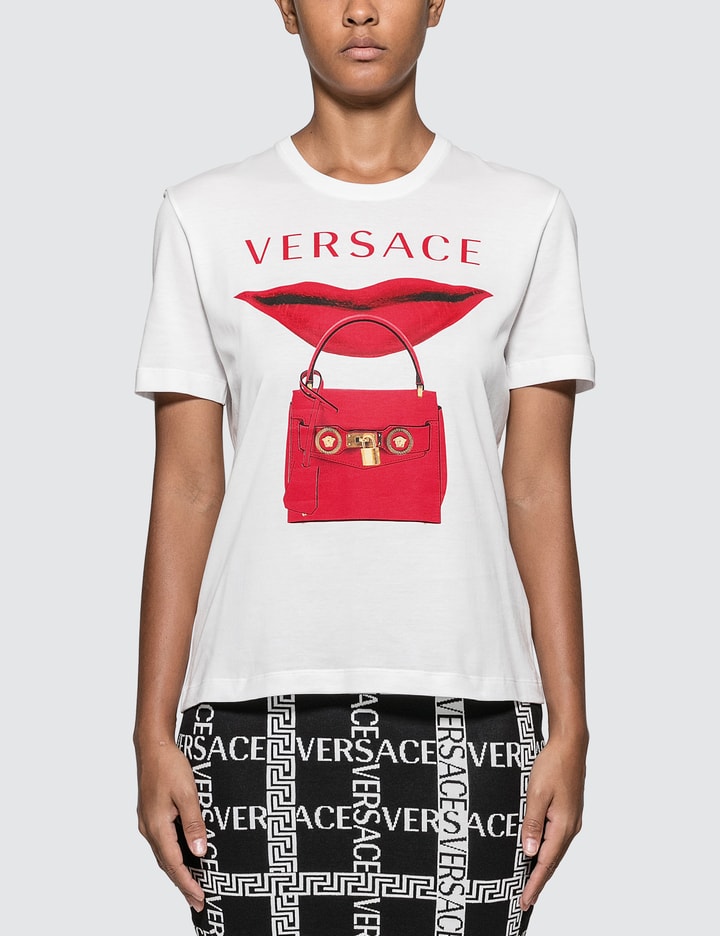 Næsten død Awakening talent Versace - Lip Bag Print T-shirt | HBX - Globally Curated Fashion and  Lifestyle by Hypebeast