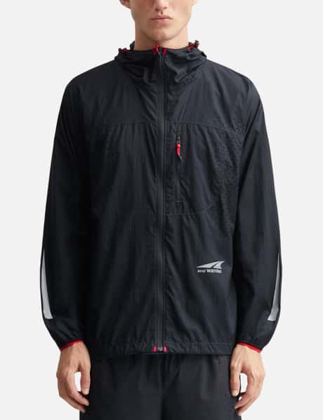 Altra X And Wander Ventilation Wind Jacket view 10