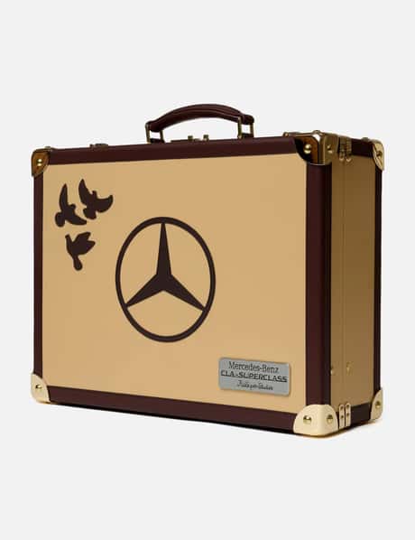 X Mercedes Benz Trunk view 6