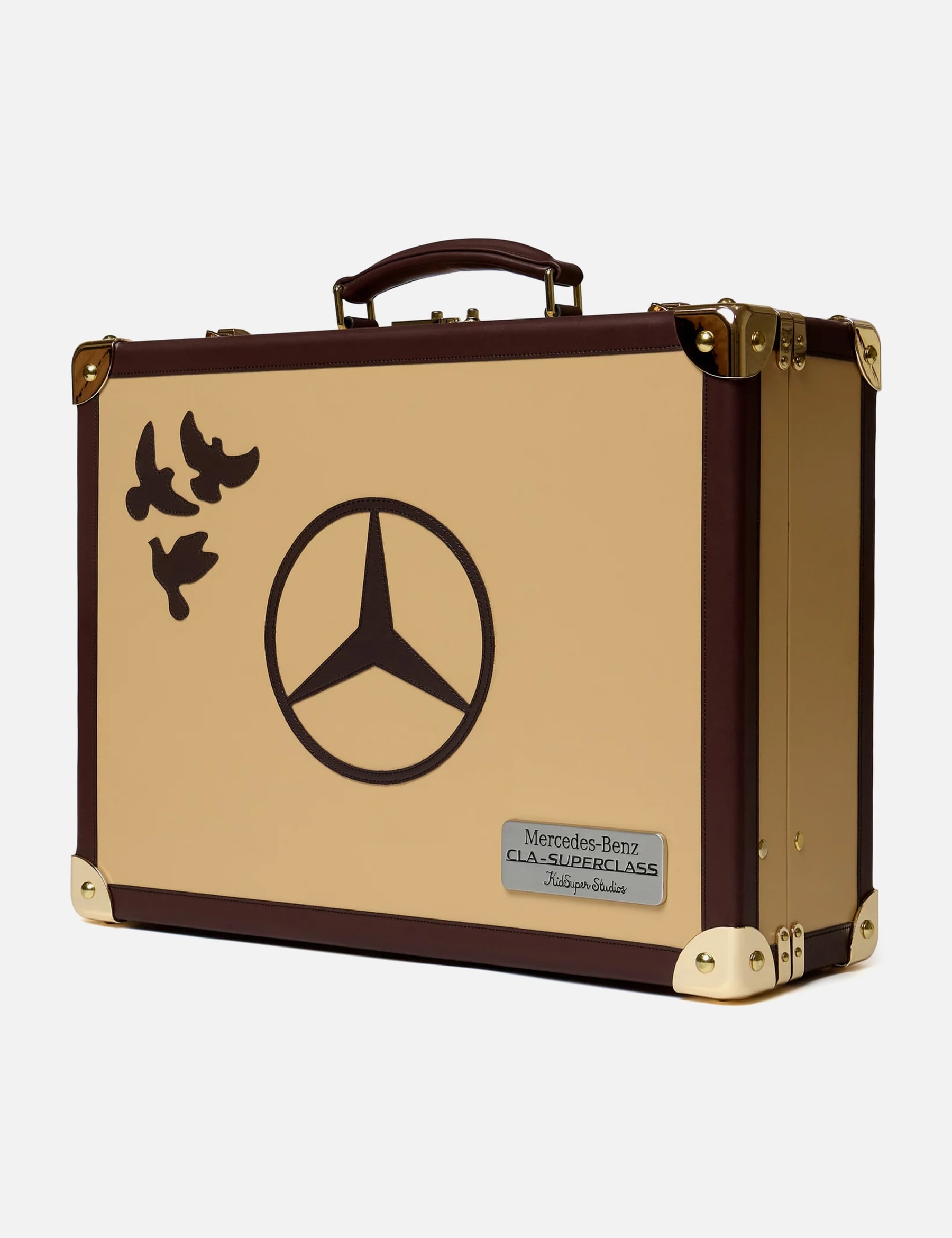 X Mercedes Benz Trunk view 11
