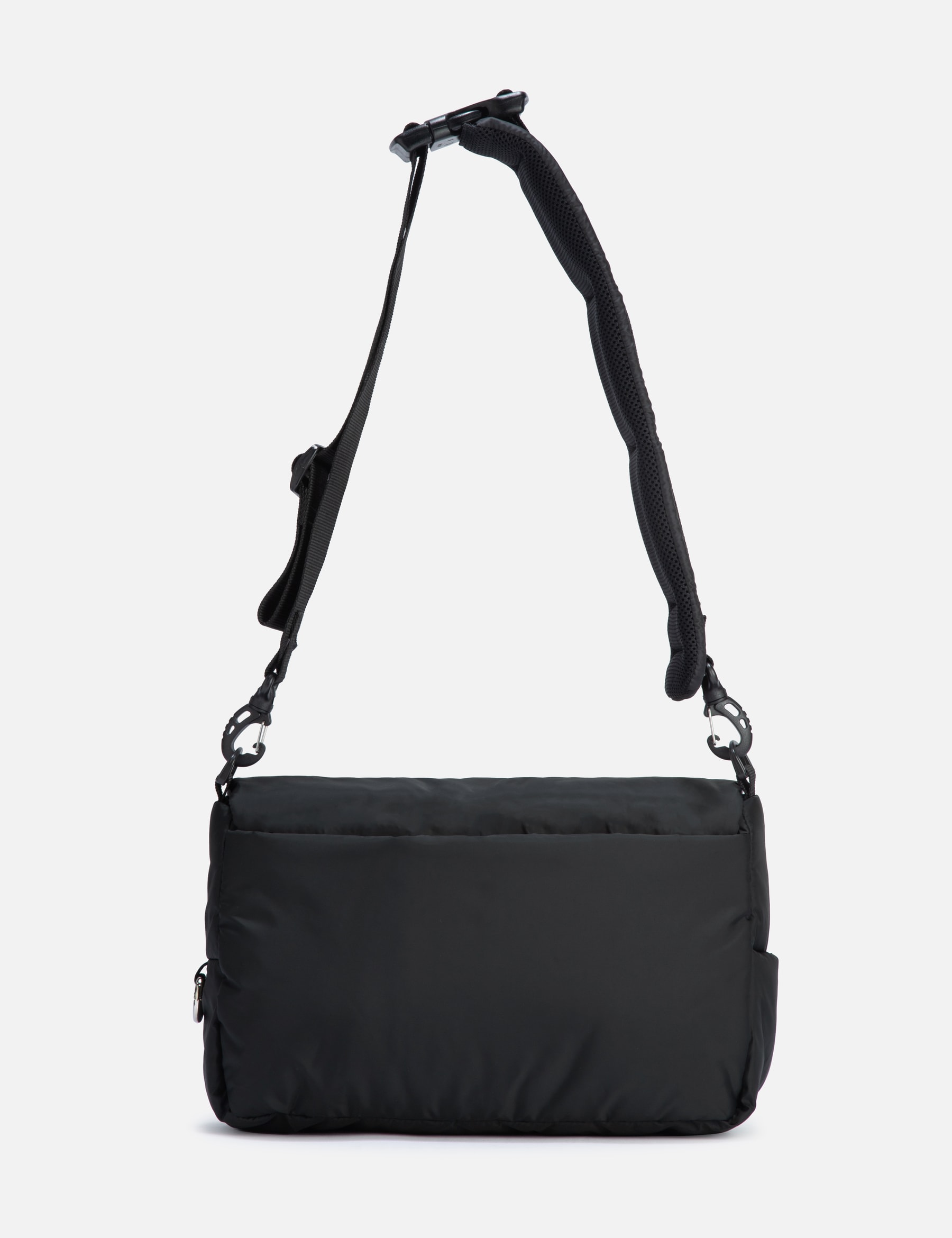 PADDED FLAP HOLIDAY BAG view 18