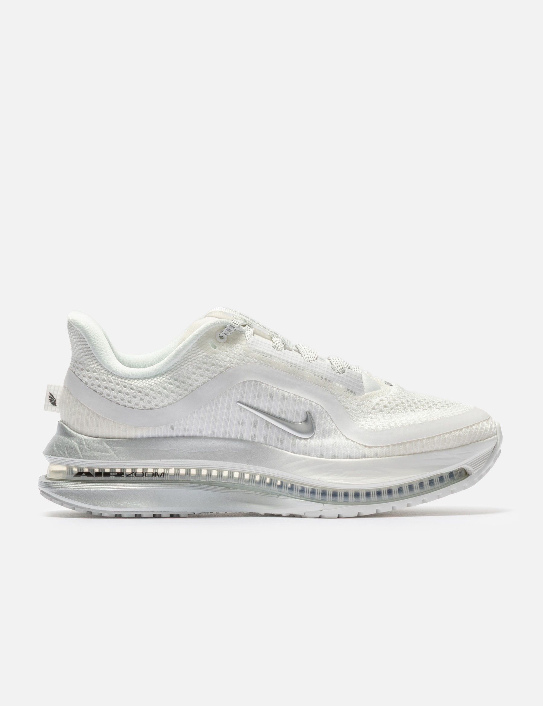 Pegasus Premium view 16