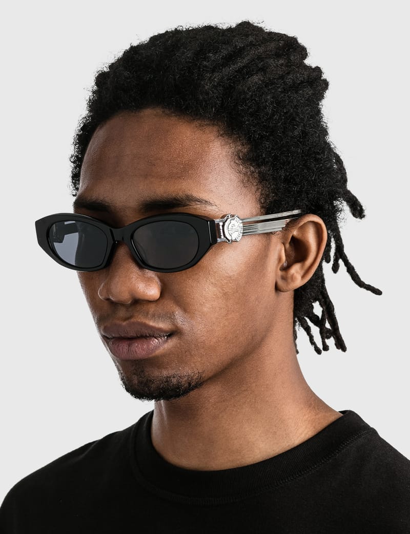 The Season's Futuristic Sunglasses Will Have You Seeing Stars - Men's Folio