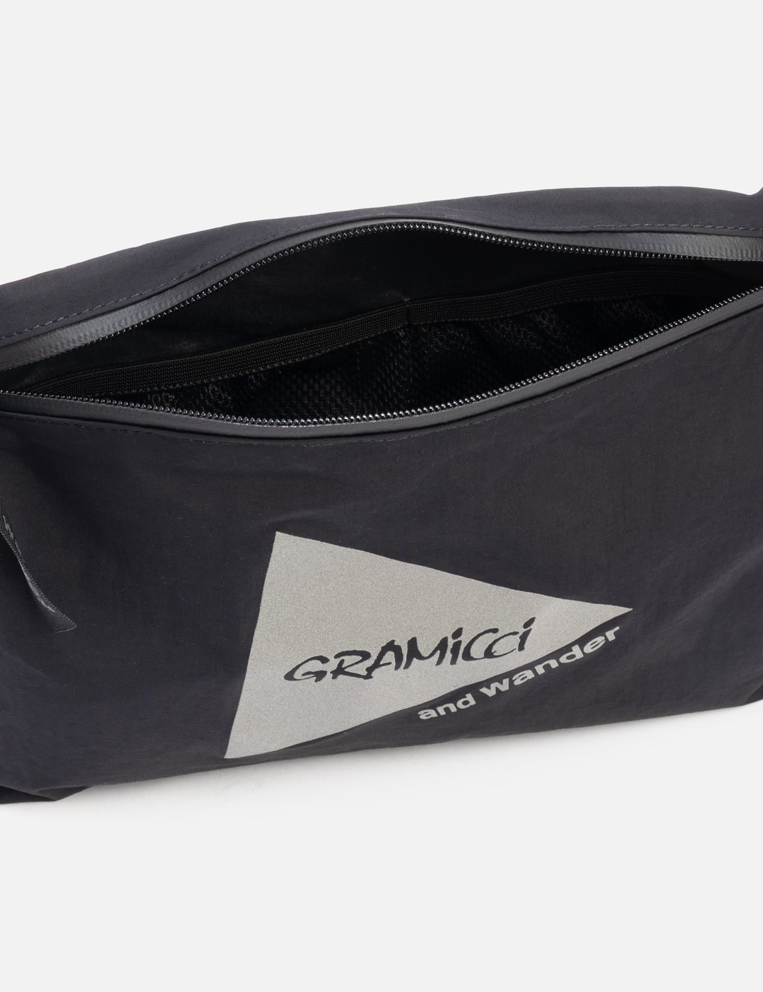 GRAMICCI X And Wander Nylon Sacoche view 14
