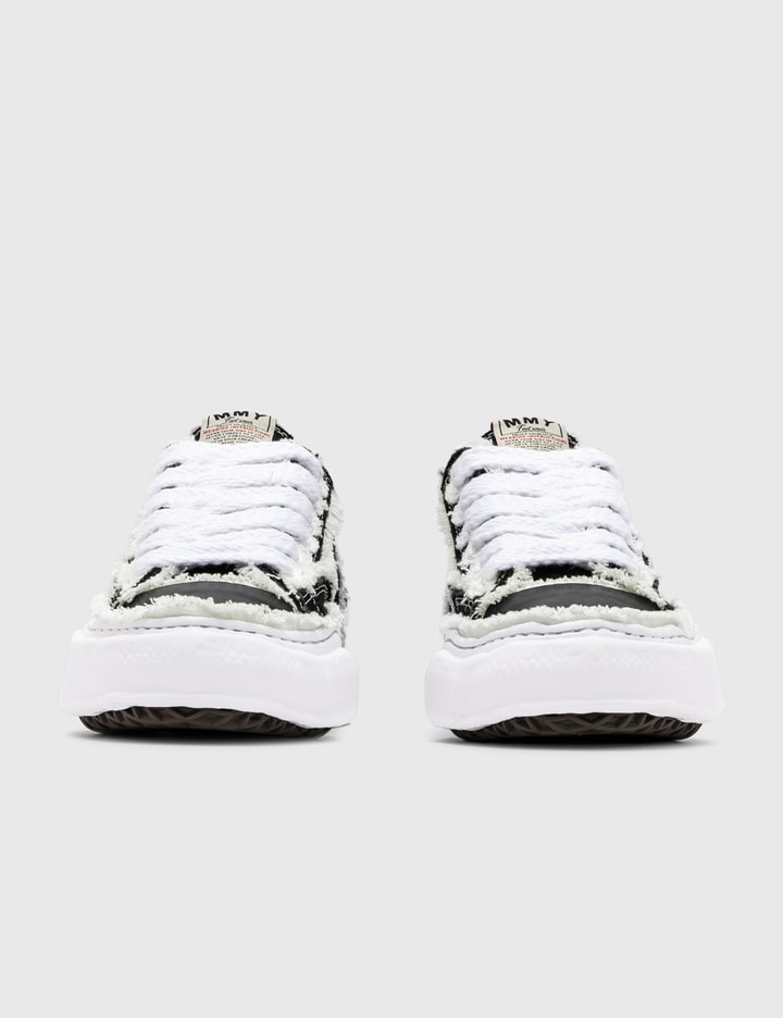 Maison Mihara Yasuhiro ピーターソン ロートップ スニーカー Hbx ハイプビースト Hypebeast が厳選したグローバルファッション ライフスタイル Maison Mihara Yasuhiro ピーターソン ロートップ スニーカー Hbx ハイプビースト Hypebeast が厳選したグローバルファッション ライフスタイル