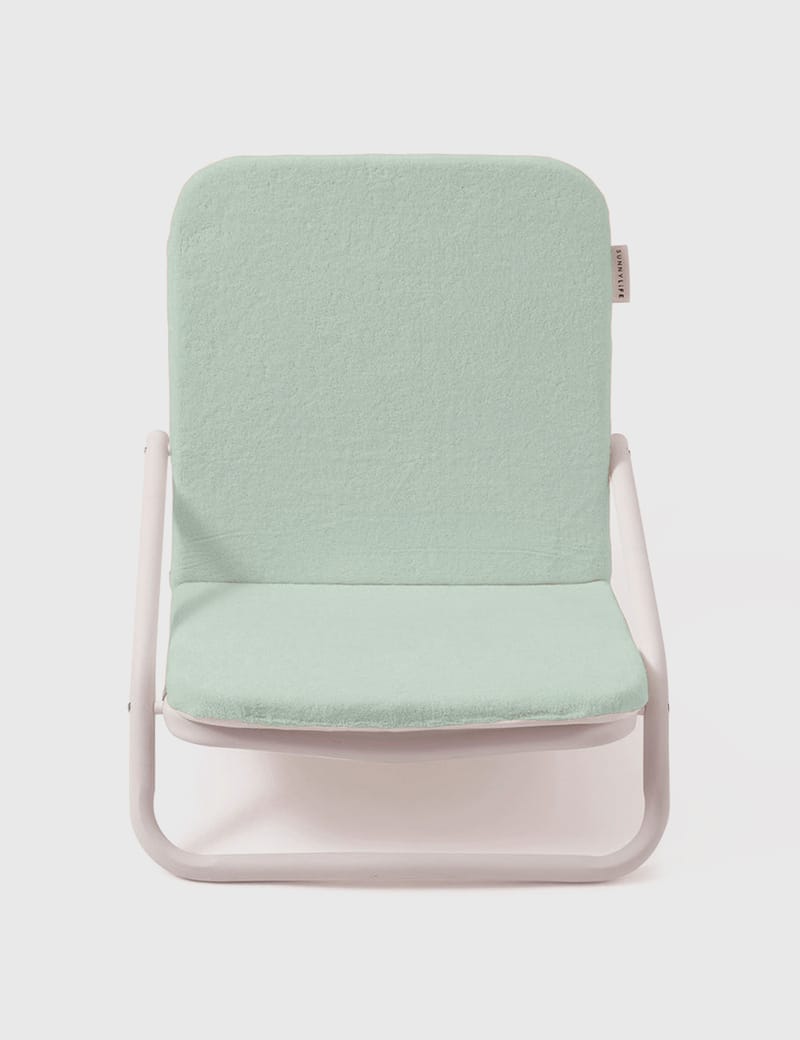 cushioned beach chair