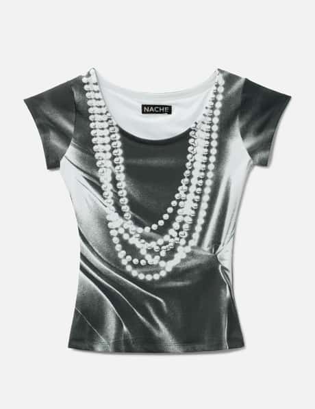 Pearl Necklace Printed T-Shirt view 6