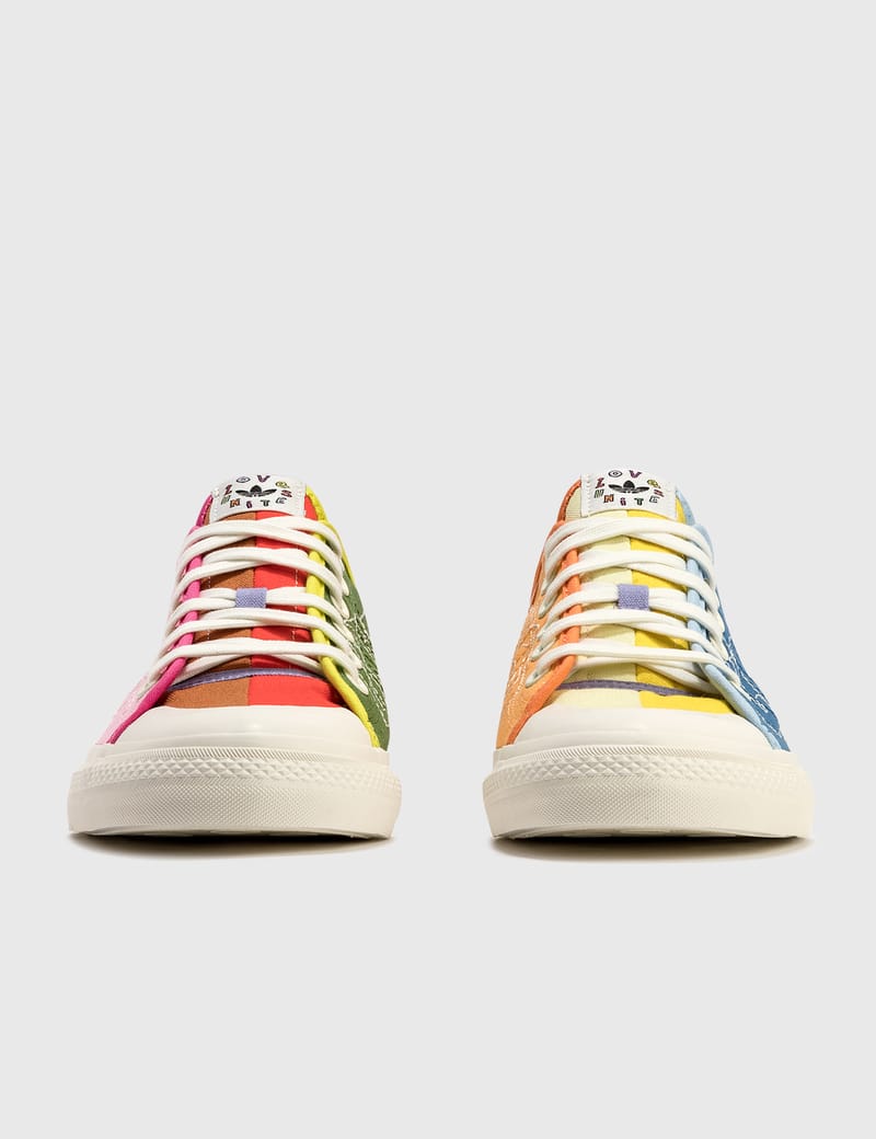 adidas original nizza pride