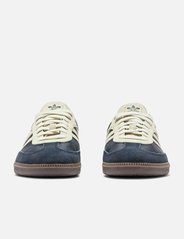 Adidas Originals Streamlined Low-top Sneakers With Striking Stripes In Gray