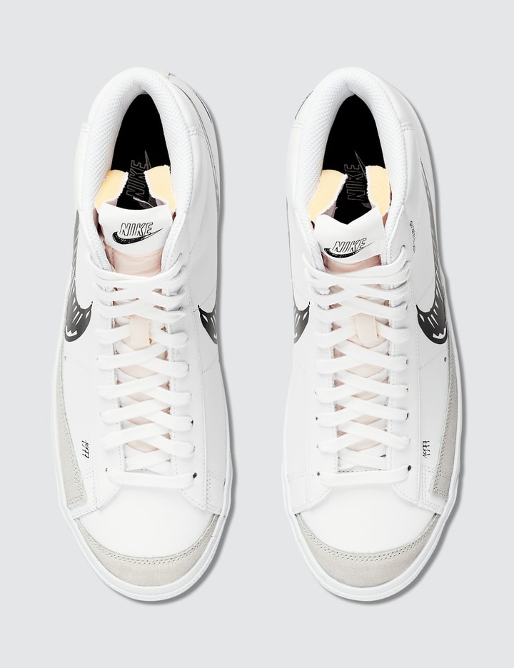 Nike Blazer Mid '77 Placeholder Image